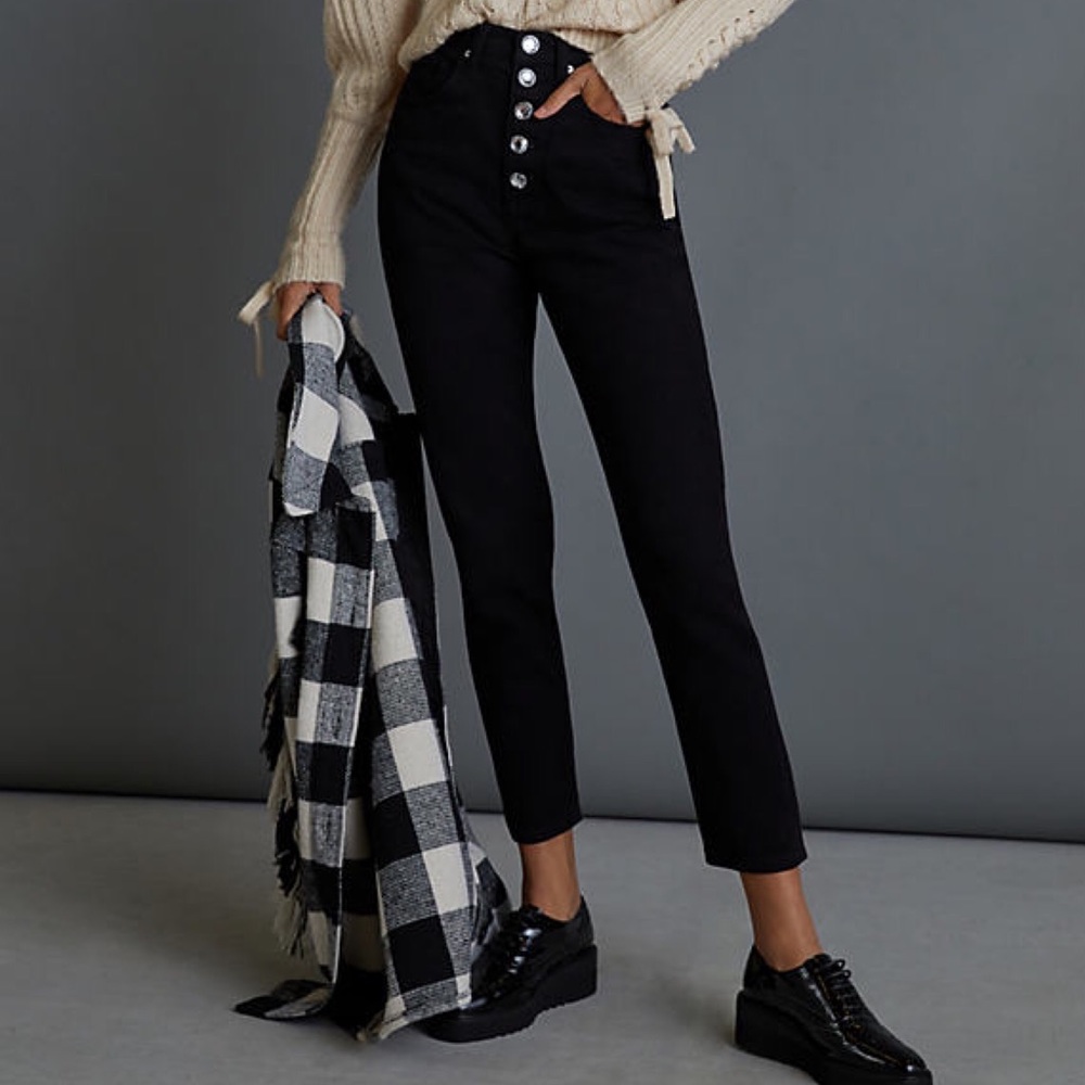 5 Button Black Woman’s Straight Jean